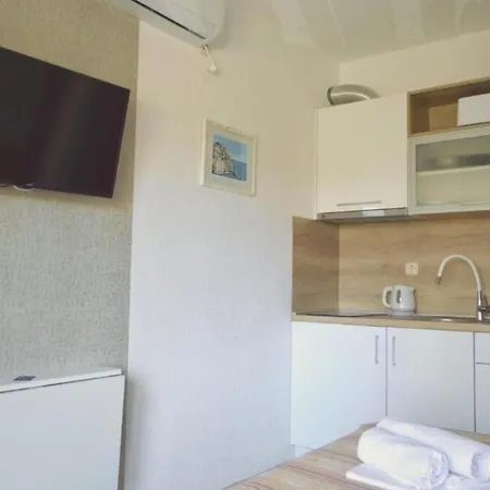 דירה Ferienwohnung In Mit Terrasse Und Gemeinschaftlichem Pool *